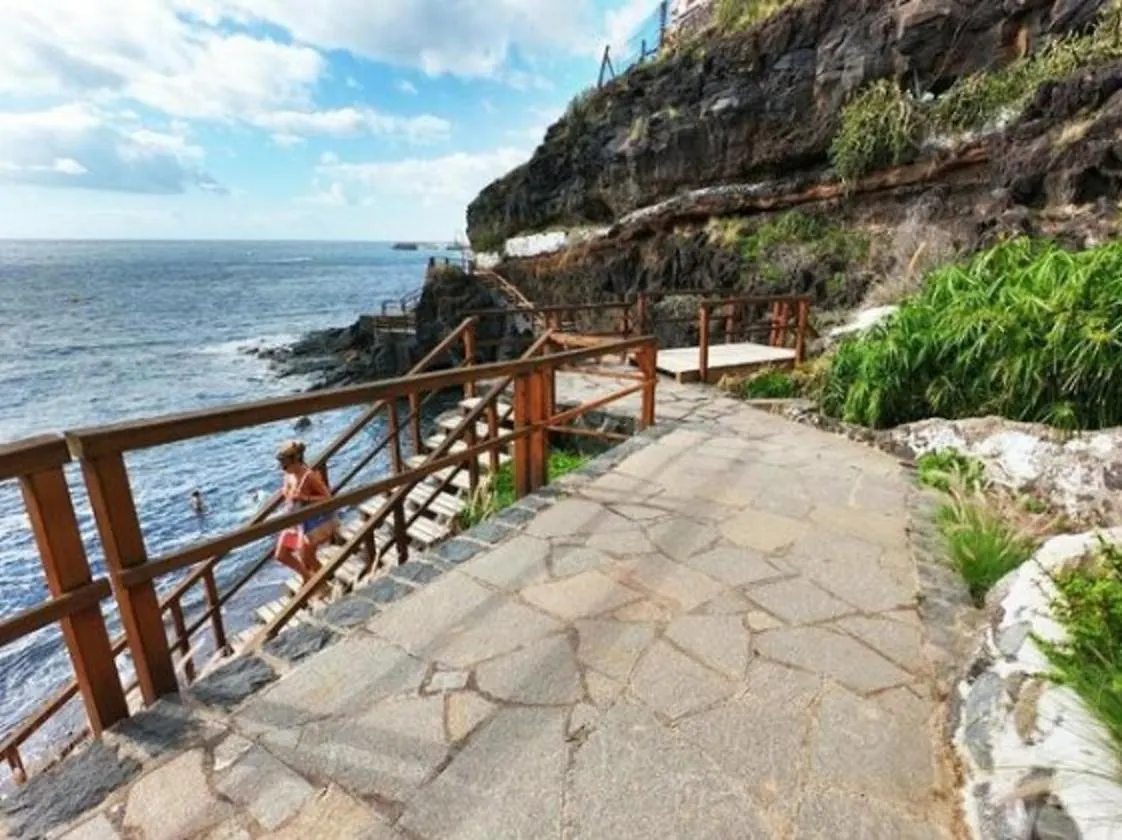 Sea Apartament El Cano In Radazul Sea Beach Apartment