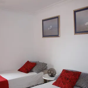 Apartamento Frente Al Mar, Radazul